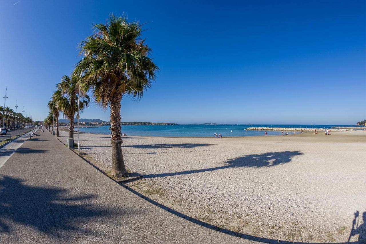 100 M De La Plage En Rdc Sanary-sur-Mer Exterior foto